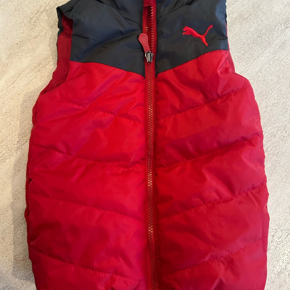 Puma Red Puffer Jacket - Picture 2 of 4